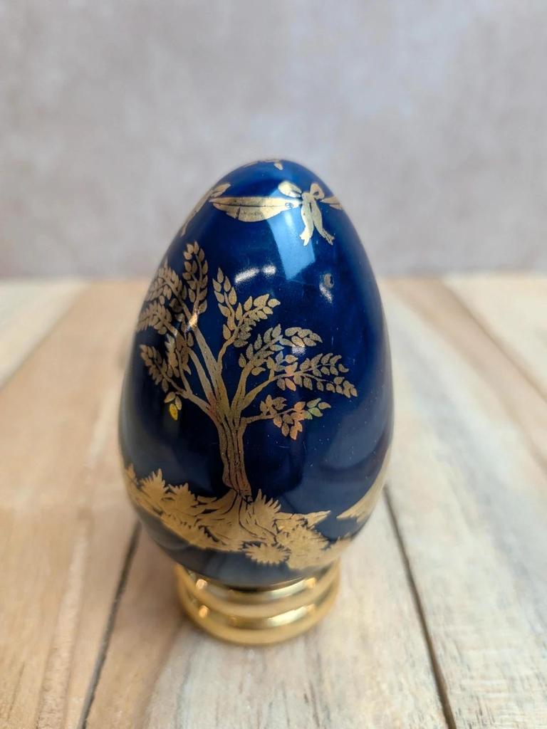 Œuf décoratif Franklin Mint dame victorienne bleu cobalt doré