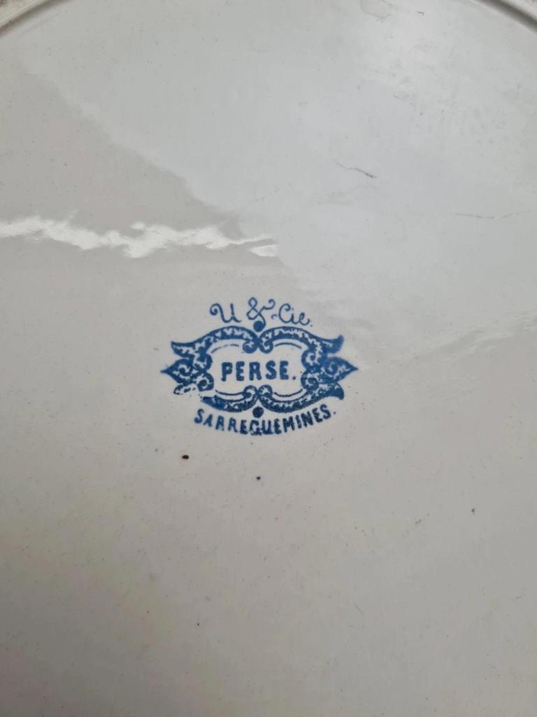 Grand plat Terre de Fer Sarreguemines Perse décor oriental bleu Xixe