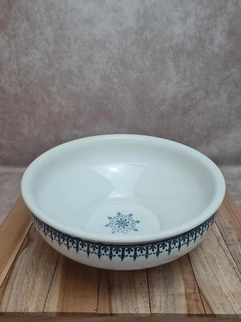 Saladier ancien Saint-amand en terre de fer, modèle Primax bleu