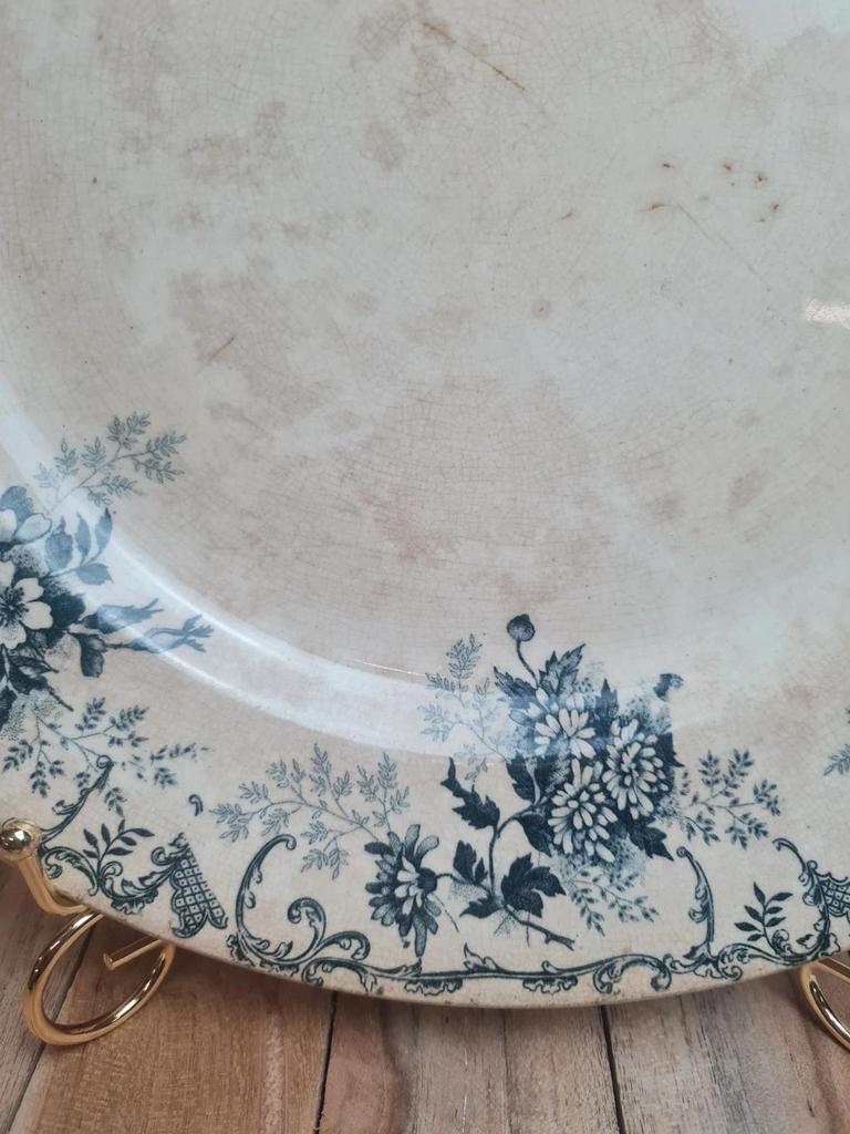 Plat ancien Terre de Fer Hb & Cie Choisy-le-roi modèle Floreal 32 cm