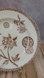 Assiette plate ancienne Terre de Fer – modèle Marguerite