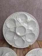 Lot de 3 assiettes à huîtres / coquillages Chantilly France – Blanc craquelé