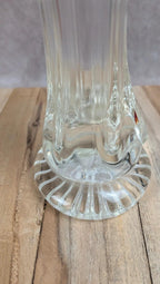 Vase en verre vintage forme fleur bord rouge rubis