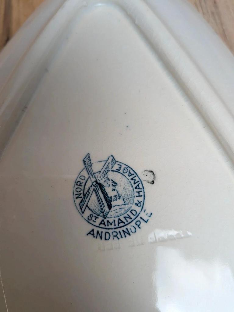 Ravier Terre de Fer St Amand modèle Andrinople