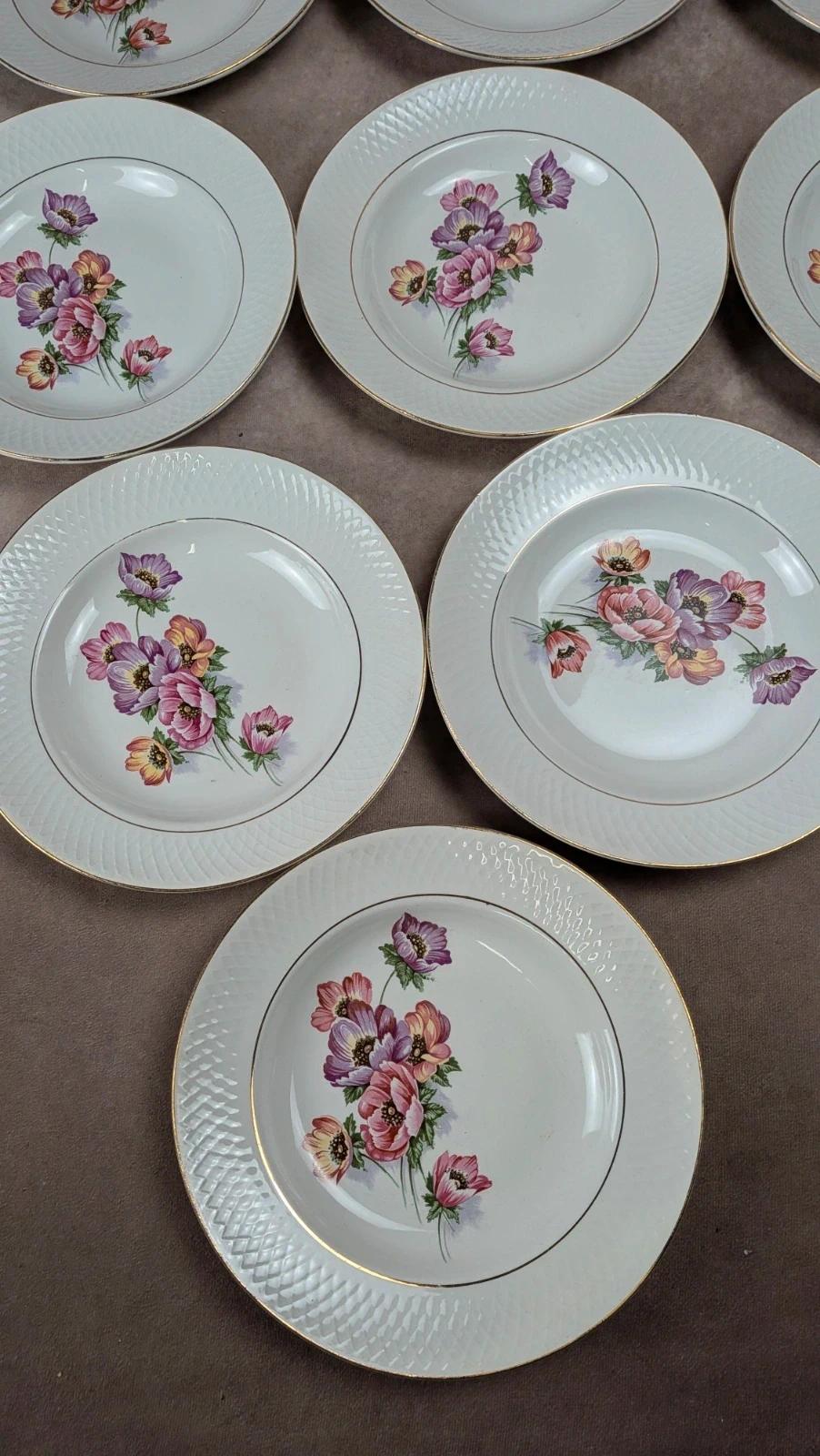 Lot de 11 assiettes creuses Trieste – Moulin des Loups