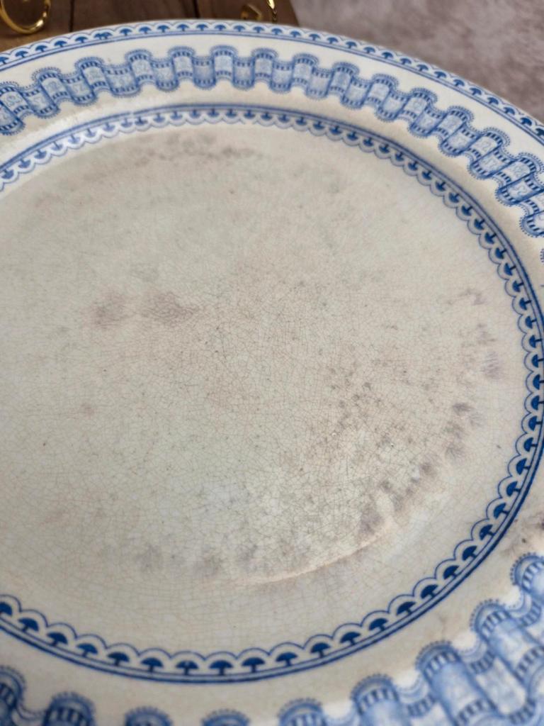 Lot de 4 assiettes plates anciennes anglaises B.p.w.&m. Milan – Terre de fer