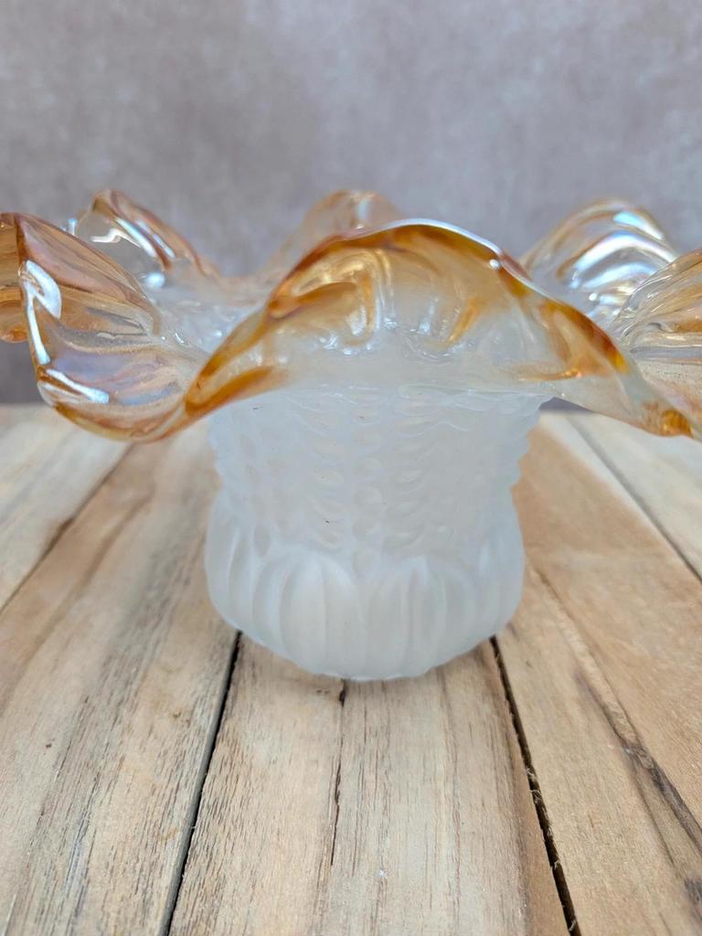 Abat-jour vintage en verre ambré irisé – tulipe