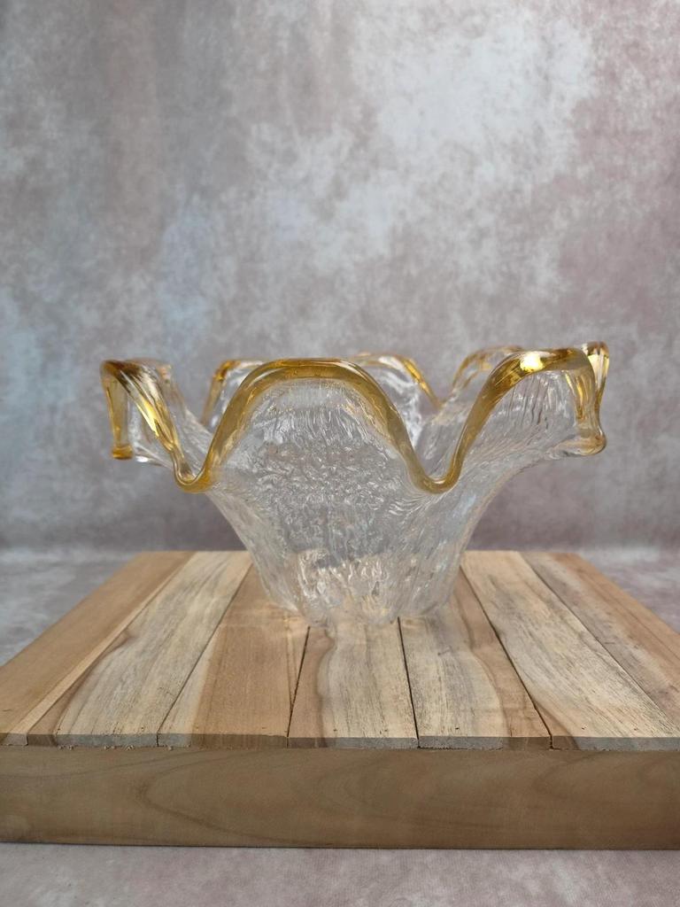 Suspension vintage en verre texturé attribuée à Murano – bord ambre – années 70