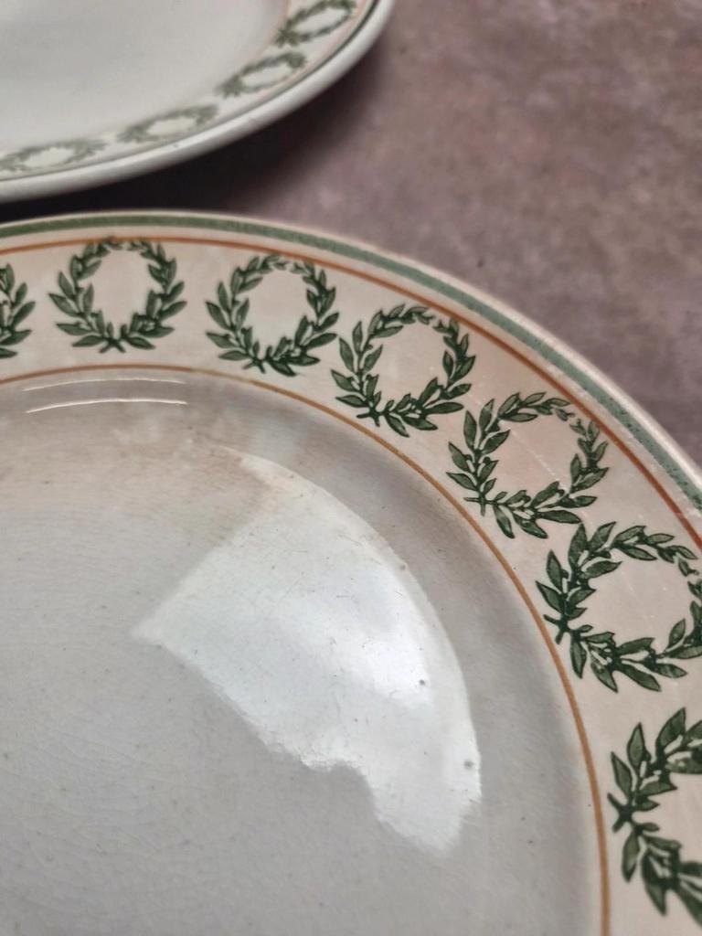 Lot de 8 assiettes à dessert Saint-amand Hamage modèle Marceau – faïence ancienne