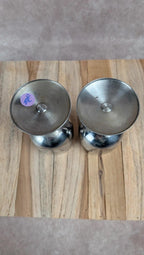 Lot de 2 verres à pied en métal argenté vintage