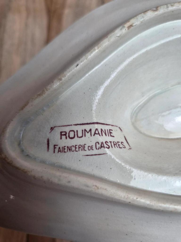 Saucière ancienne Faïencerie de Castres, Roumanie