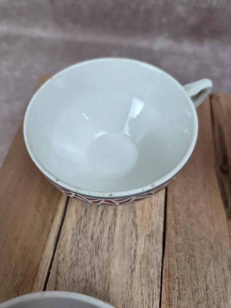 Lot de 6 tasses et sous-tasses vintage Saint-amand modèle Monaco