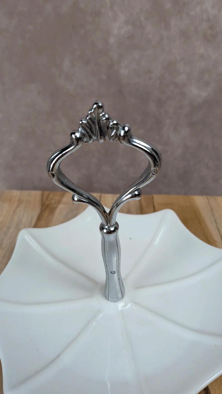 Présentoir vintage Loucarte – Portugal – porcelaine & métal argenté