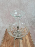 Centre de table ancien en verre moulé et métal argenté