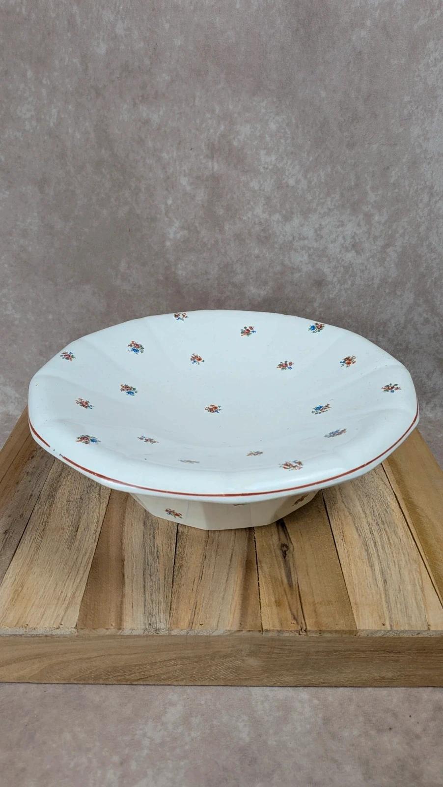 Ensemble dépareillé Digoin Sarreguemines –plats & saladier fleuri ancien