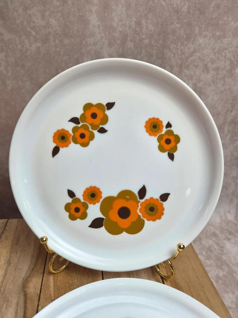 Lot 4 assiettes à dessert Arcopal Lotus vintage années 70 – 4 coloris