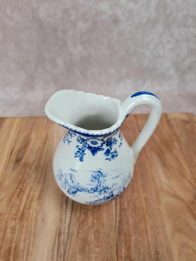 Petit pichet ancien K.g Lunéville 🇫🇷 modèle Toile de Jouy, décor bleu « Spécial Grand Feu »
