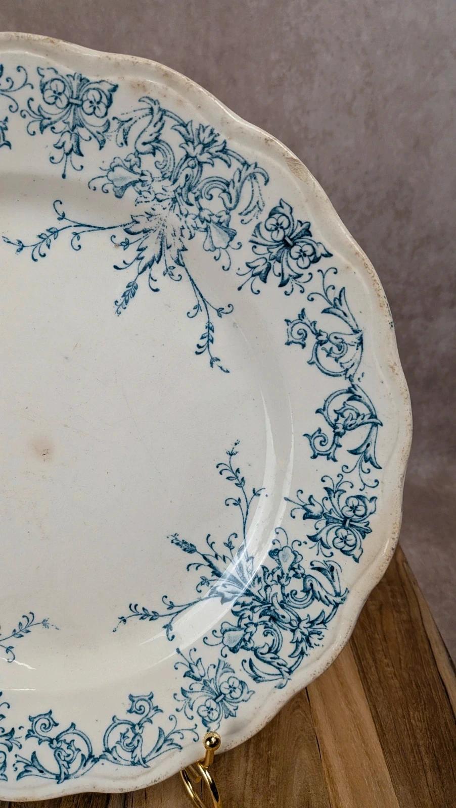 Plat ancien terre de fer – modèle “moustiers”