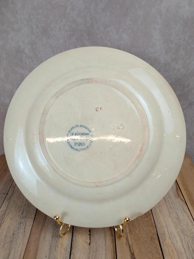 Assiette ancienne Terre de Fer Le Bûcheron Paris – Décor oiseaux bleu
