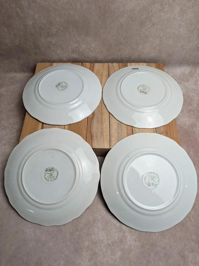 Lot de 4 assiettes plates anciennes Terre de fer Saint-amand Lebacqz & Bouchart – Watteau