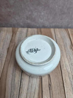 Ancienne tasse à chocolat Sarreguemines – décor abeille – fin Xixe