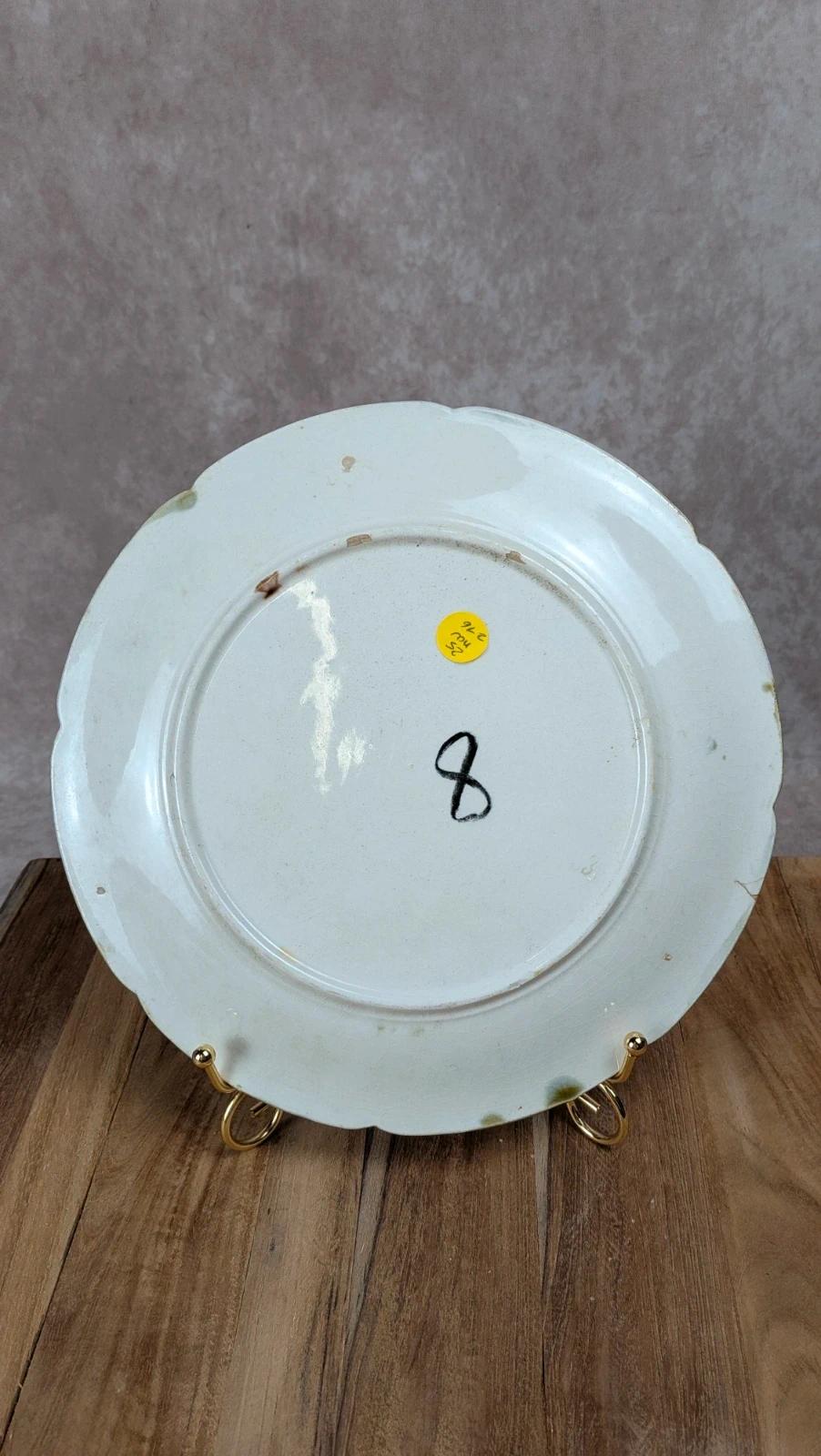 Assiette en barbotine – motif poires