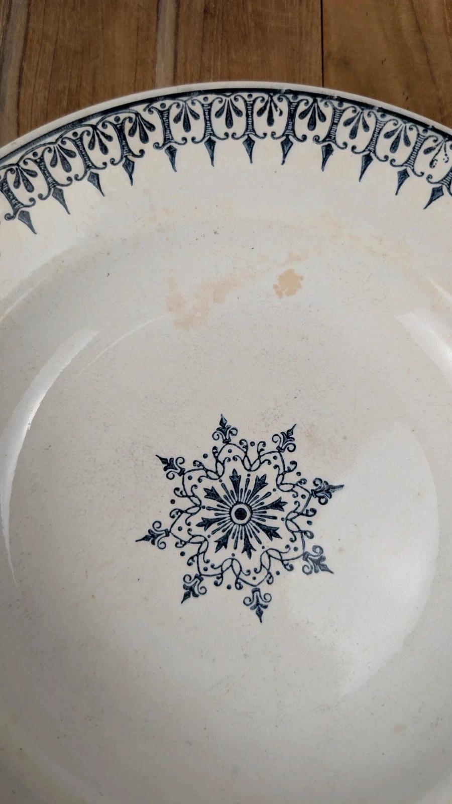 Lot de 2 assiettes creuses anciennes Saint-amand – Primax