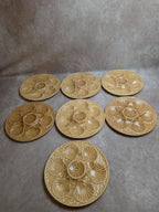 Lot de 7 assiettes à huîtres Longchamp barbotine coquillages vintage