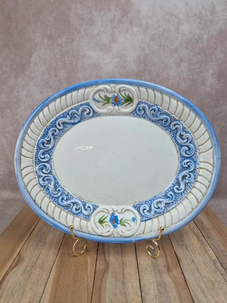Plat ovale vintage Bassano décor bleu fleuri relief