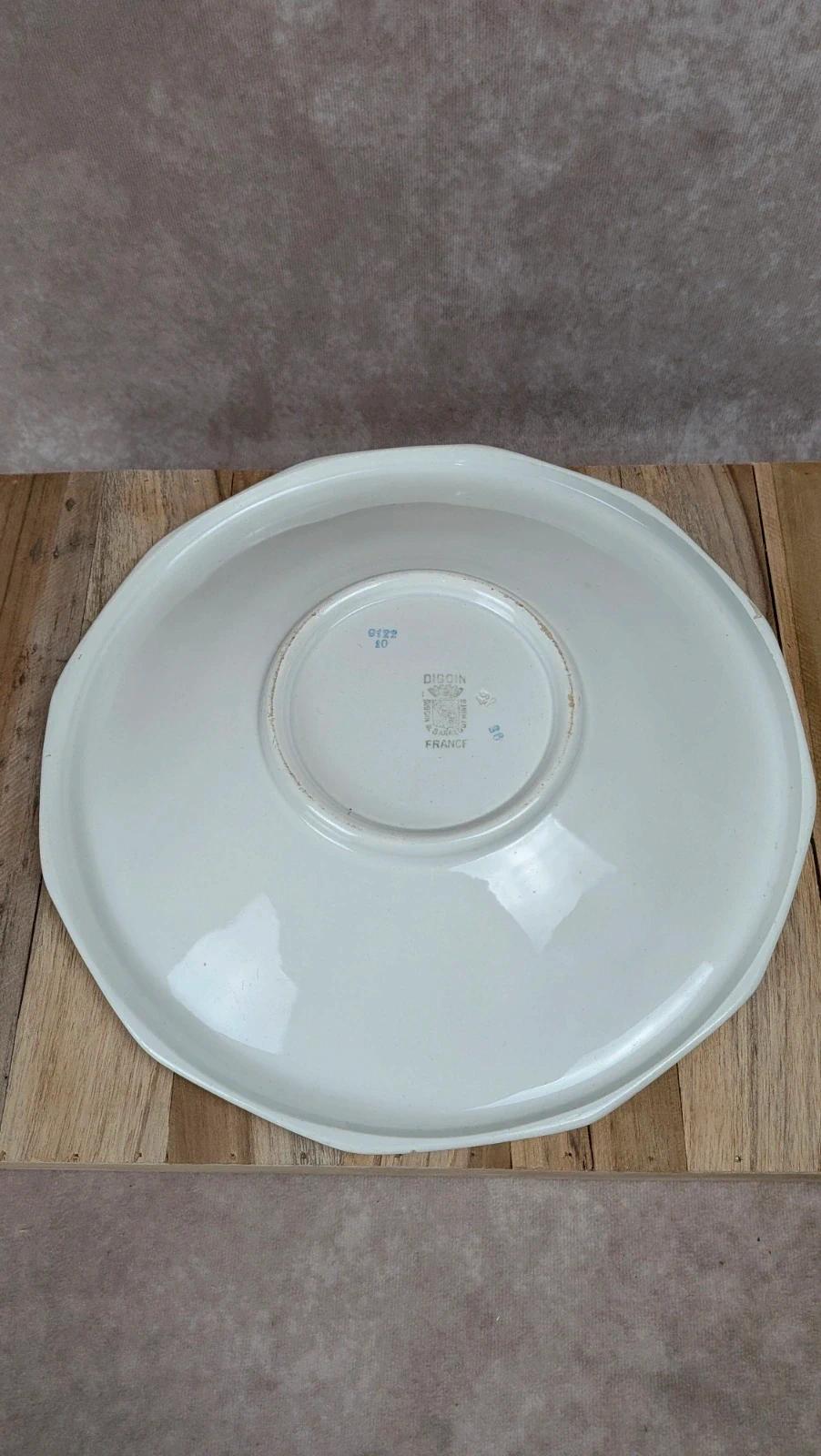 Ensemble dépareillé Digoin Sarreguemines –plats & saladier fleuri ancien