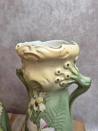 Paire de vases Art Nouveau Gustave de Bruyn – Fives-lille – décor iris – 30 cm