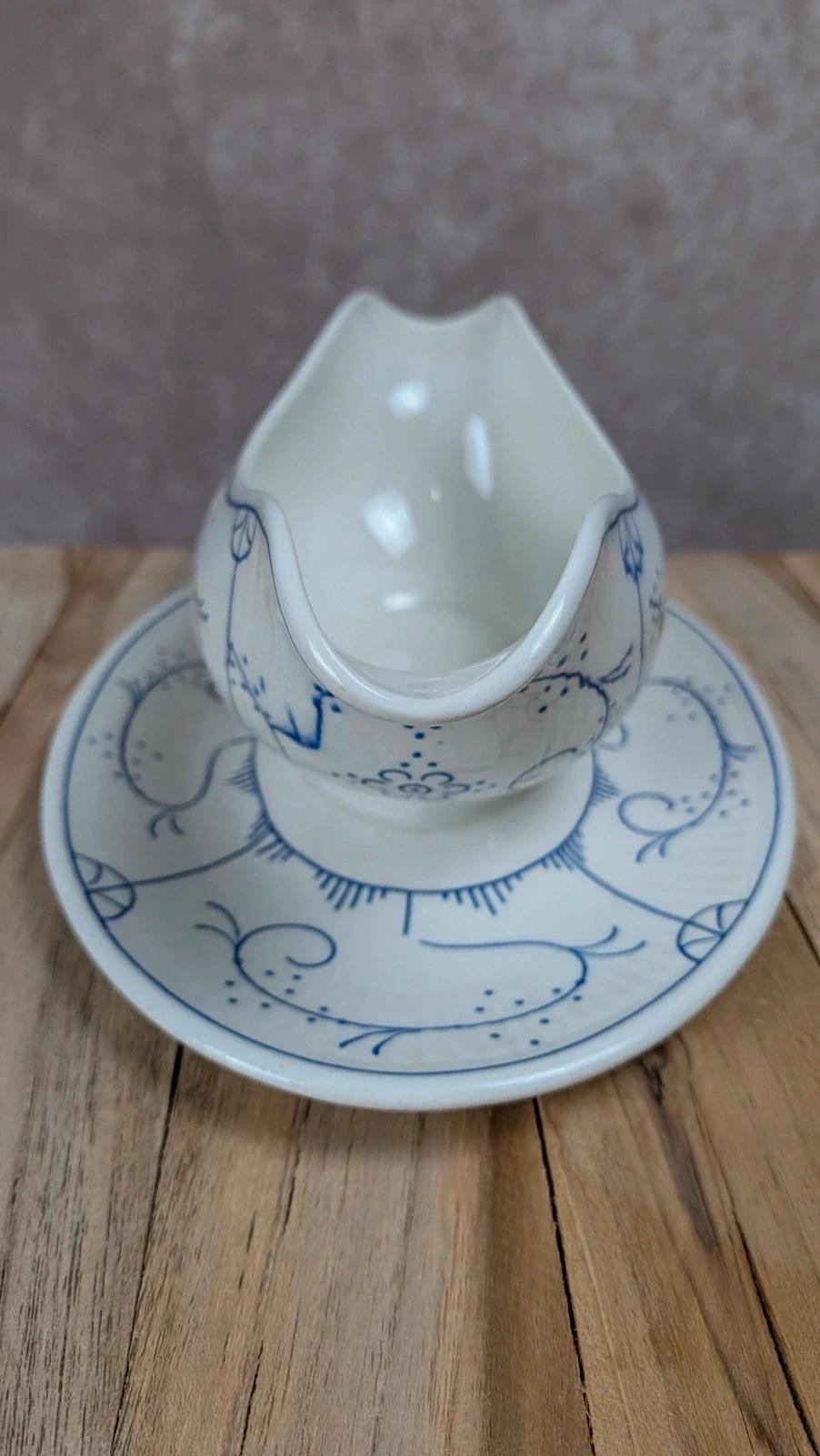 Saucière ancienne Boch décor bleu – charme campagne chic