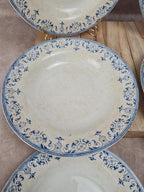 Lot de 7 assiettes creuses anciennes Creil et Montereau. Service La Vallières,23 cm