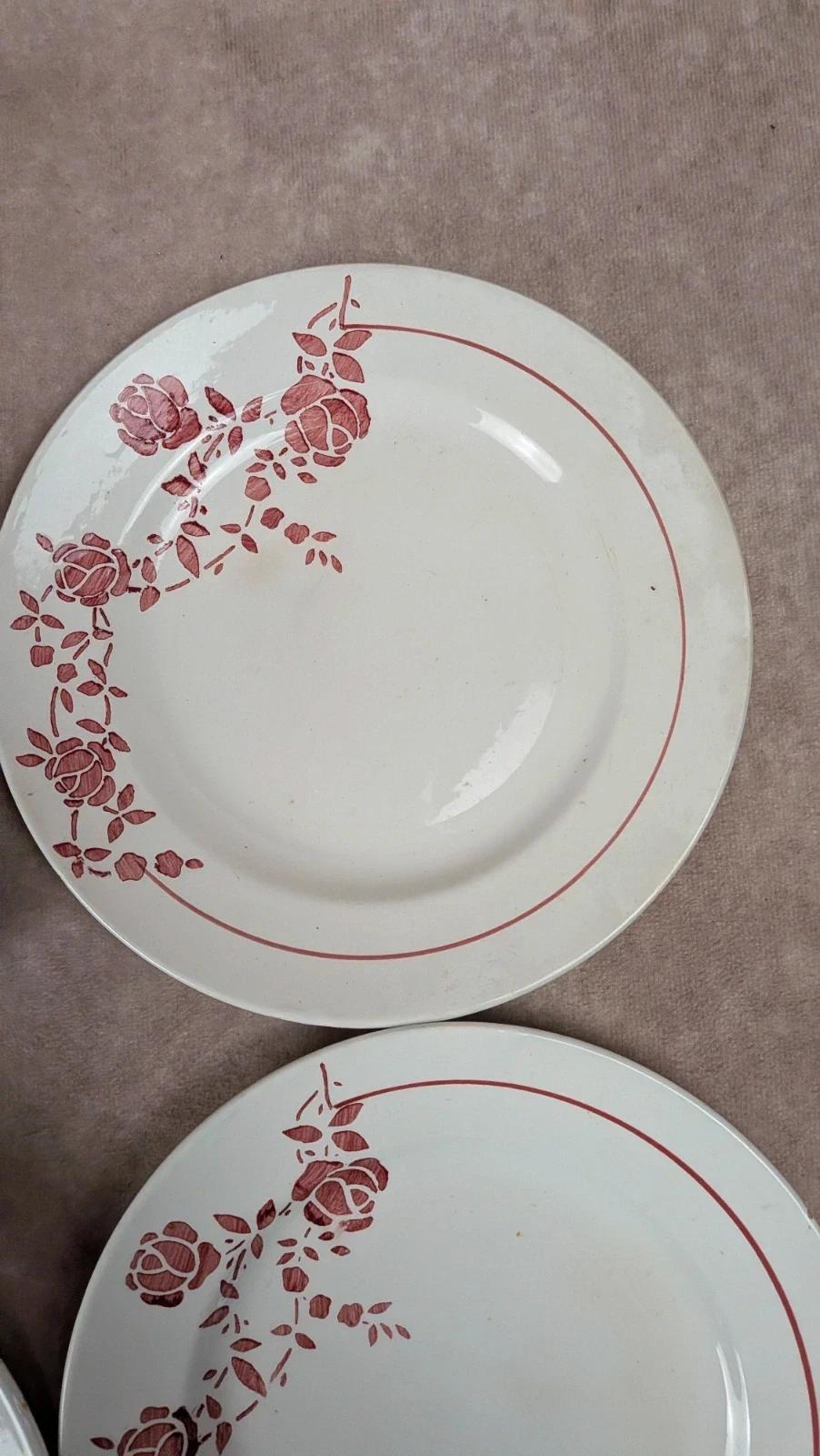Lot de 6 petites assiettes demi-porcelaine Saint-amand modèle Marcel