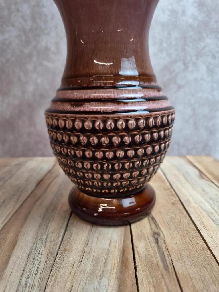 Vase en céramique vintage à décor texturé – tons rose et brun – années 60/70