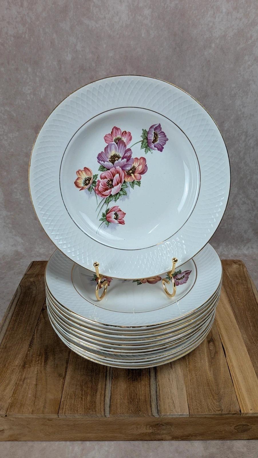 Lot de 11 assiettes creuses Trieste – Moulin des Loups