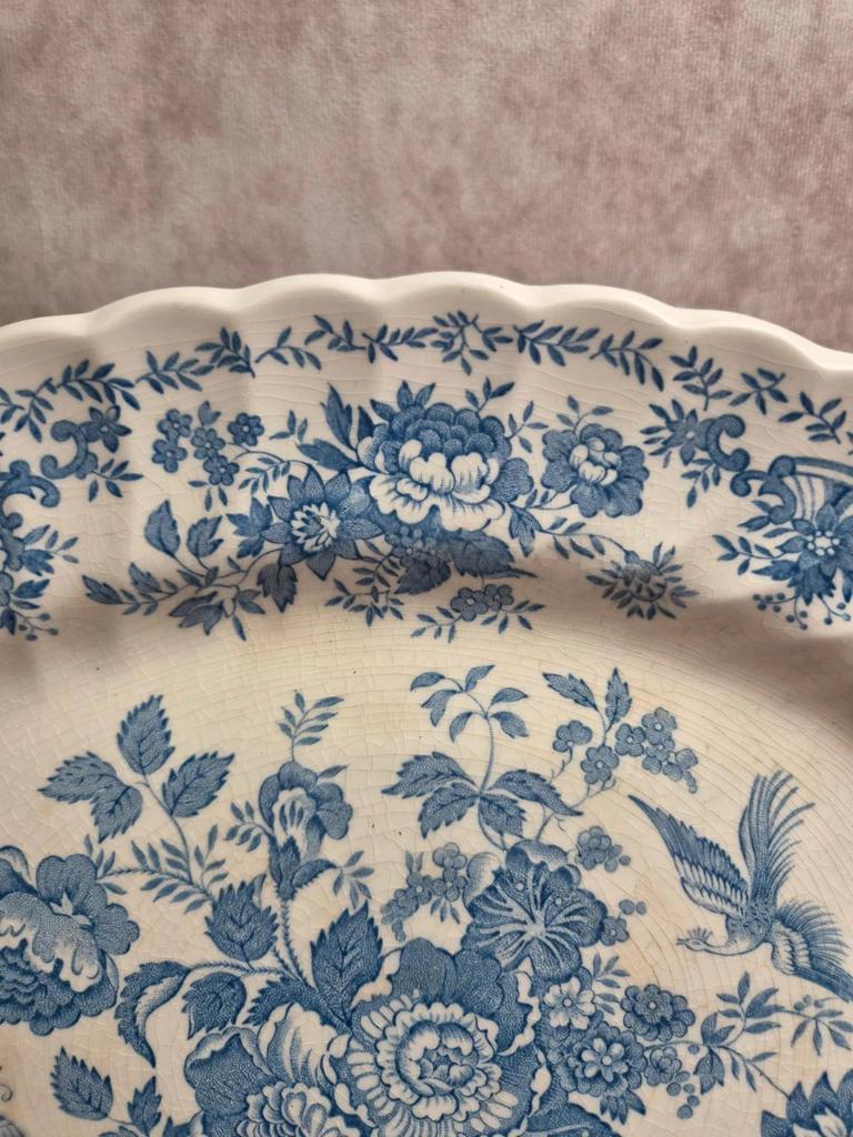 Grand plat ovale vintage Myott Meakin – Décor floral bleu et oiseaux – 38 cm
