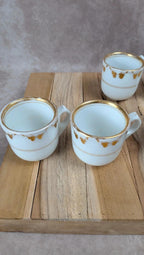 Lot de 6 tasses anciennes Vieux Paris et leurs 6 soucoupes dorées