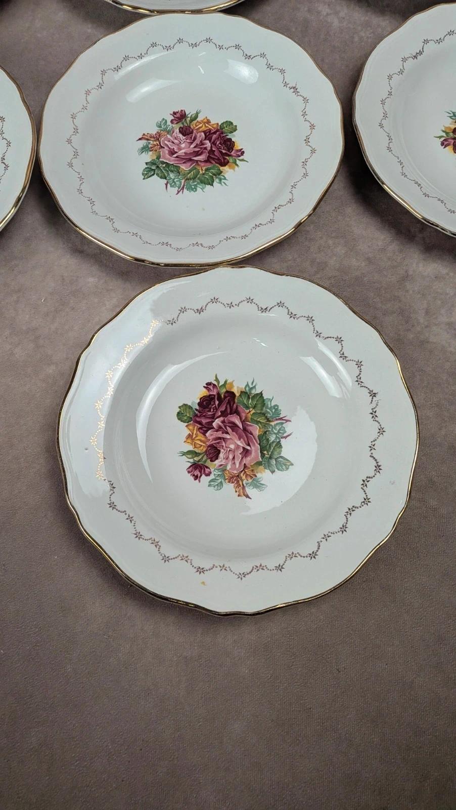 Lot de 7 assiettes creuses anciennes L’amandinoise – Faïence florale