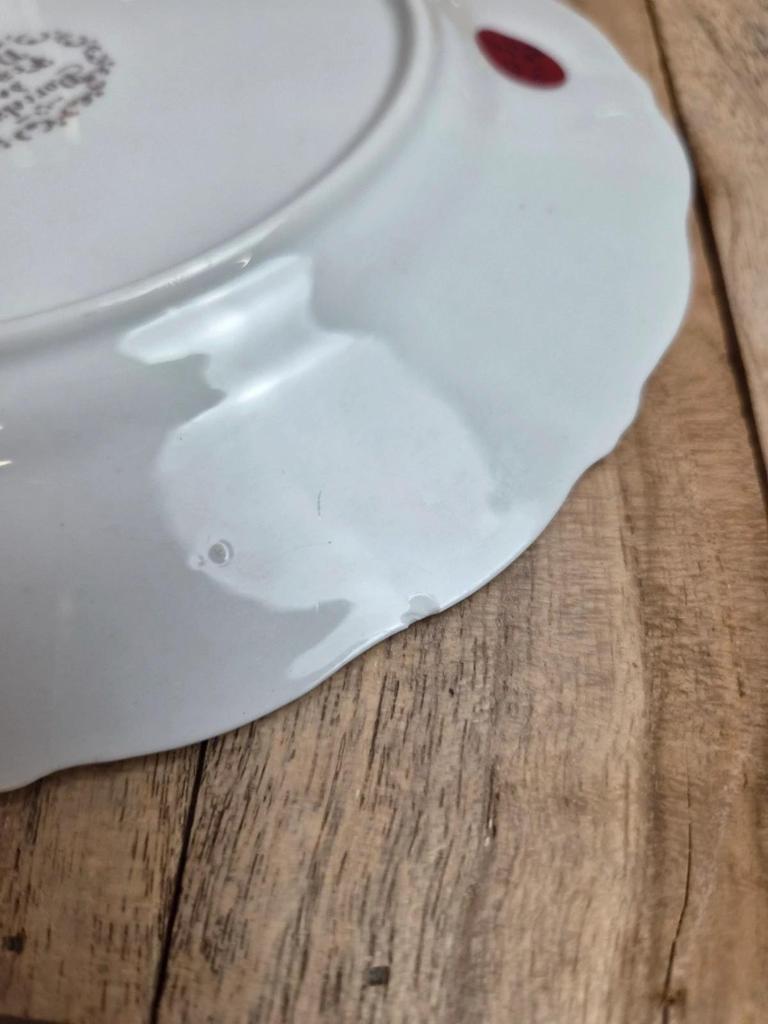 Lot de 4 assiettes à dessert Porcelaine de France Digoinn décor floral romantique doré