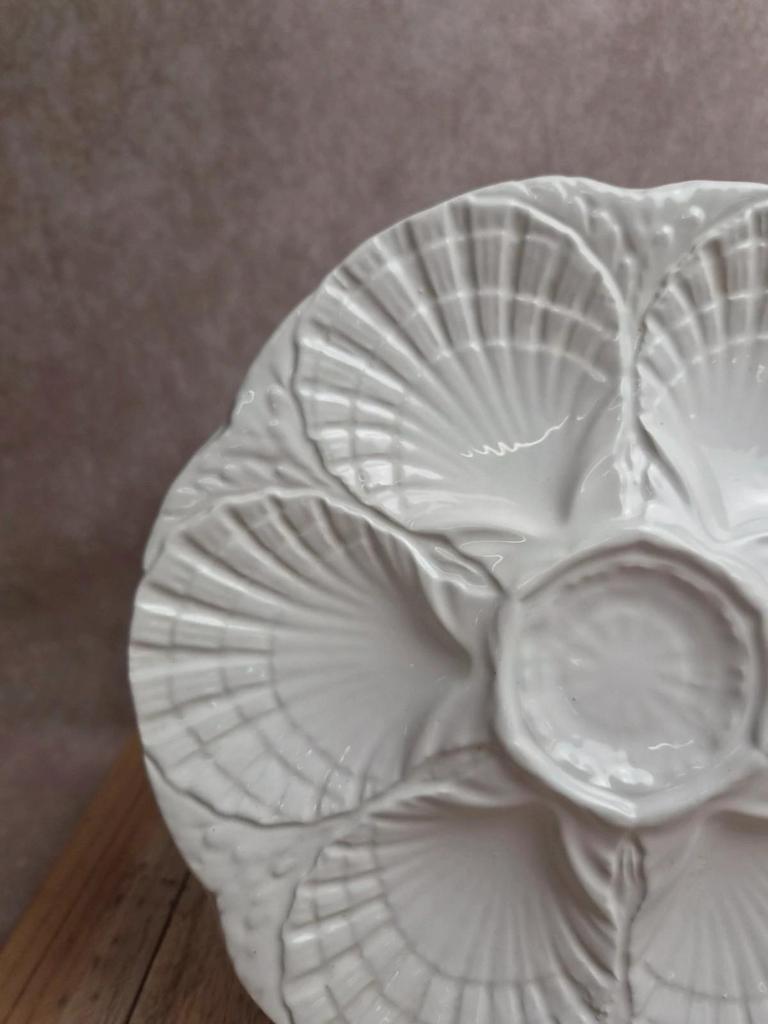 Assiette à huîtres / coquillages Sarreguemines – Faïence blanche vintage