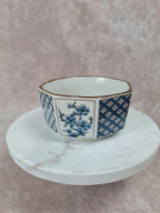 Petit bol octogonal en porcelaine japonaise ancienne