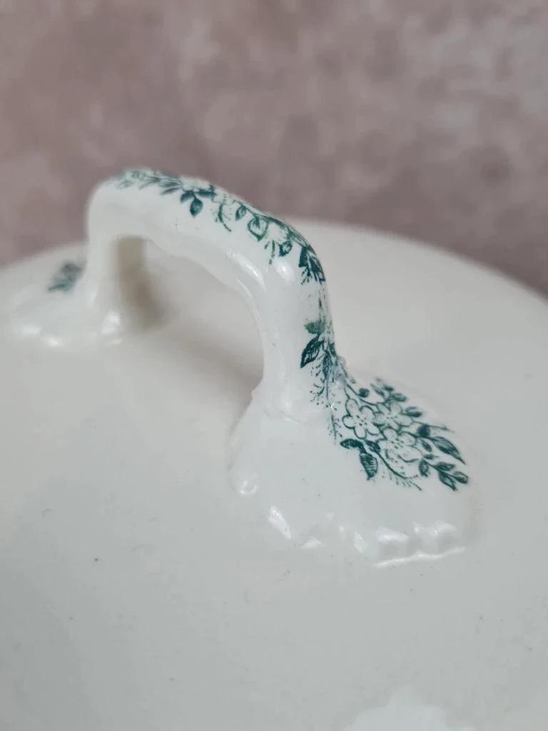Soupière ancienne Longwy 🍃🌼 en faïence française – décor fleuri vert