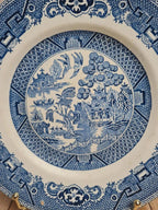 Lot 3 assiettes plates Terre de fer Saint-amand modèle Chinois bleu dépareillées