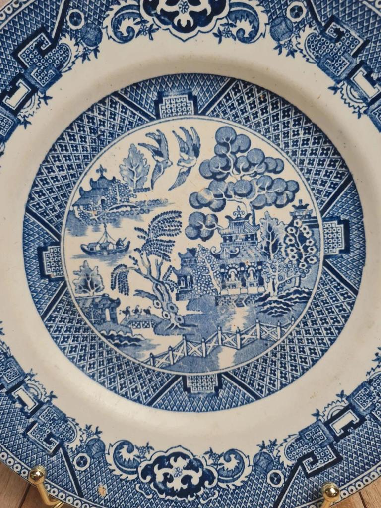 Lot 3 assiettes plates Terre de fer Saint-amand modèle Chinois bleu dépareillées