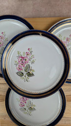 Lot de 4 assiettes à dessert – Porcelaine de Saint-amand – Décor fleuri & bleu cobalt