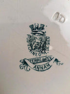 Assiette plate Terre de fer Gien – Modèle Annam – Décor vert ancien