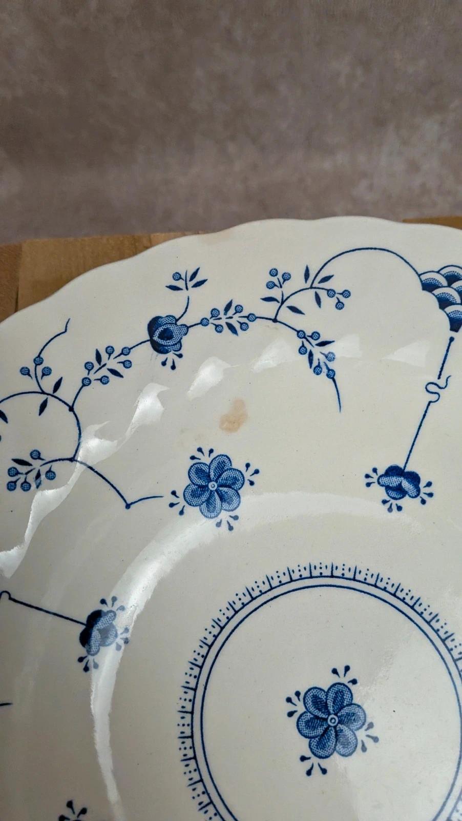 Lot de 3 assiettes creuses + plat – Myott Finlandia – Angleterre