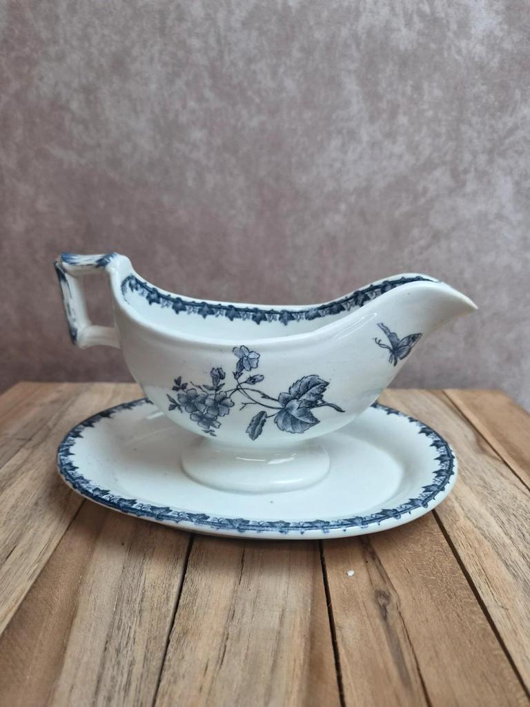 Saucière ancienne Sarreguemines forme Bambou – décor bleu non répertorié – terre de fer