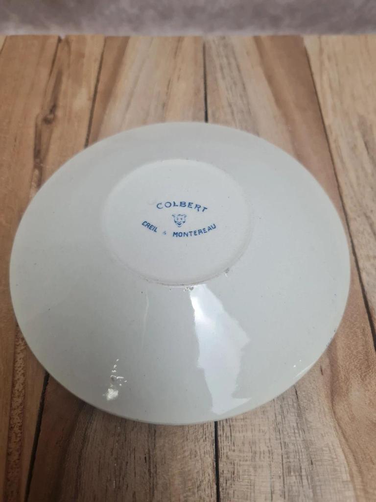 Tasse et sous-tasse ancienne Terre de fer Colbert Creil & Montereau bleu